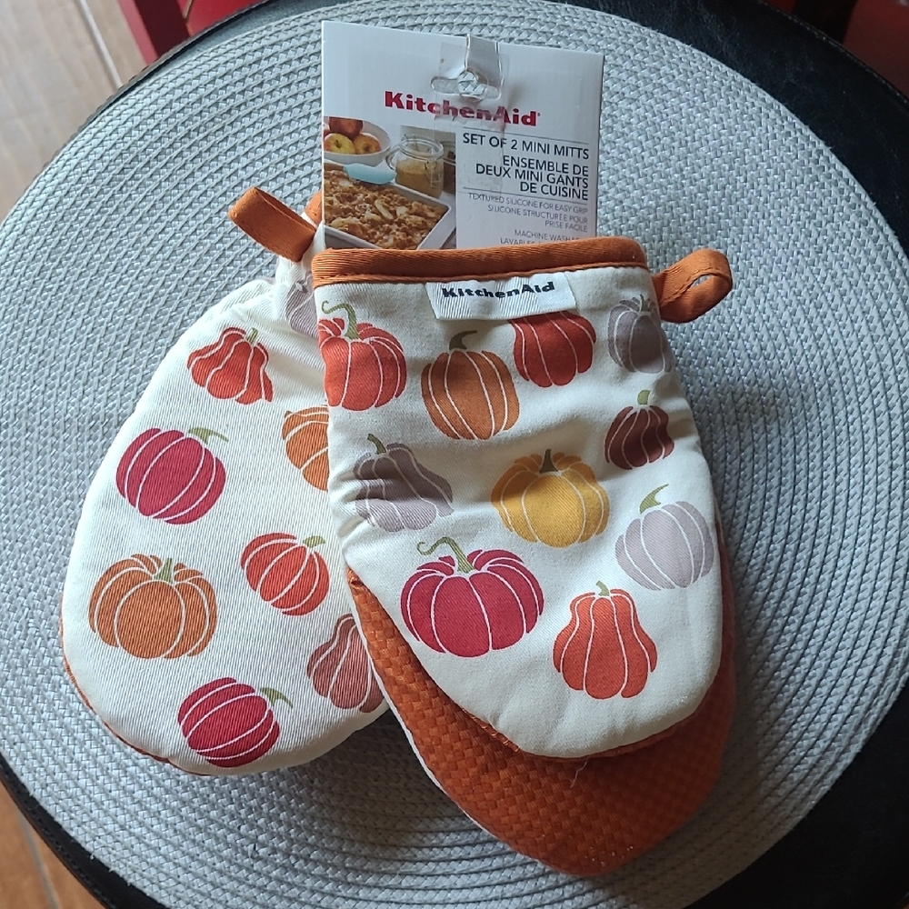 KitchenAid Autumn Harvest Oven Mitts